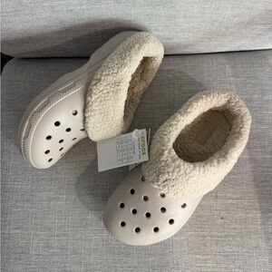 NWT Crocs Classic IV Blitzen Lined Clog Women's 9/ Men's 7 Pumice